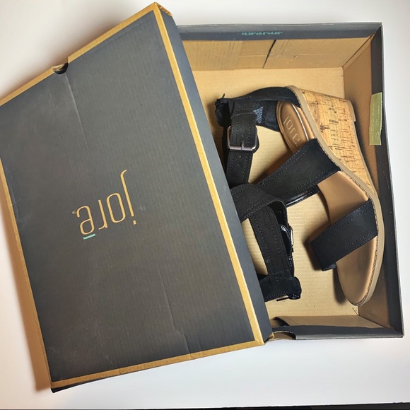 Woman’s Jore cork heel black sandal size 8.5 - Picture 2 of 5